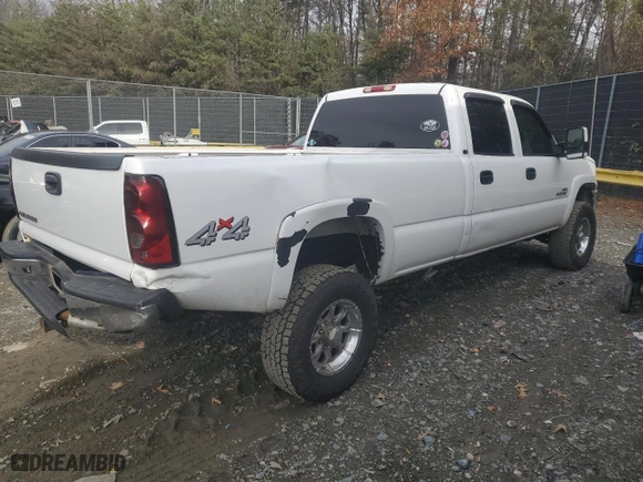 2006 Chevrolet Silverado 2500HD Work Truck with VIN 1GCHK23256F116791, listed as a Copart auction lot 82002874 with 274,998 mi miles and Salvage Title. Bid and sale history available at carsss.com. Image 3.