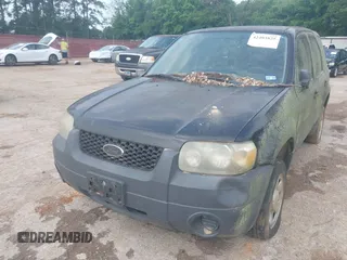 2006 Ford Escape XLS with VIN 1FMYU02Z06KA02505, listed as a IAAI auction lot 42403825 with 261,939 mi miles and . Bid and sale history available at DreamBid. Image 6.