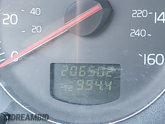 2006 Volvo V70 2.5L Turbo with VIN YV1SW592062557300, listed as a IAAI auction lot 42186688 with 206,502 mi miles and . Bid and sale history available at DreamBid. Image 7.