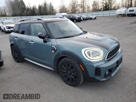 2021 MINI Countryman Cooper S with VIN WMZ83BR07M3M70345, listed as a Copart auction lot 84905614 with 42,000 mi miles and Salvage title. Bid and sale history available at DreamBid. Image 4.