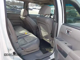 2014 Honda Pilot EX-L with VIN 5FNYF3H59EB003409, listed as a IAAI auction lot 41666126 with 170,658 mi miles. Bid and sale history available at carsss.com. Image 8.