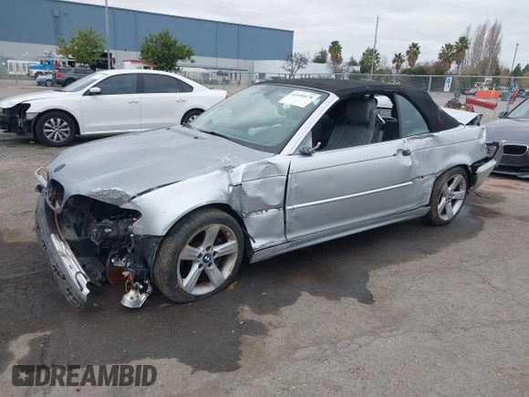 2005 BMW 3 Series 325Ci with VIN WBABW33415PL34475, listed as a IAAI auction lot 41450478 with 191,047 mi miles and . Bid and sale history available at carsss.com. Image 18.
