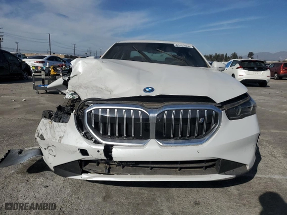 2024 BMW i5 eDrive40 with VIN WBY33FK09RCR63560, listed as a Copart auction lot 85152054 with NaN miles and Salvage Title. Bid and sale history available at carsss.com. Image 5.