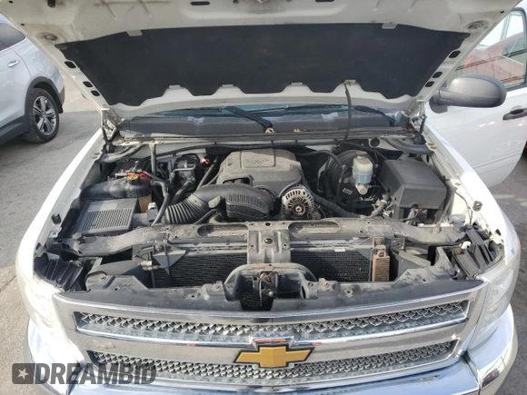2013 Chevrolet Silverado 1500 LT with VIN 3GCPKSEA1DG108599, listed as a Copart auction lot 45978135 with 190,507 mi miles and Clean Title. Bid and sale history available at DreamBid. Image 11.