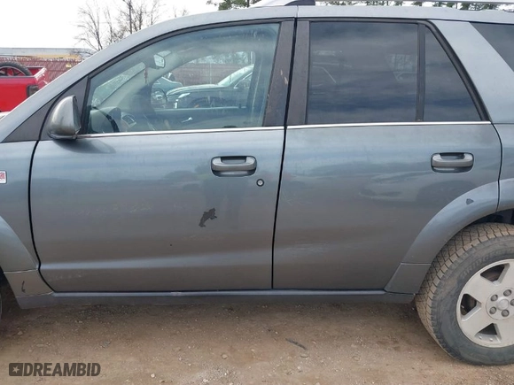 2006 Saturn VUE with VIN 5GZCZ534X6S863334, listed as a IAAI auction lot 41691652 with 148,431 mi miles. Bid and sale history available at carsss.com. Image 6.