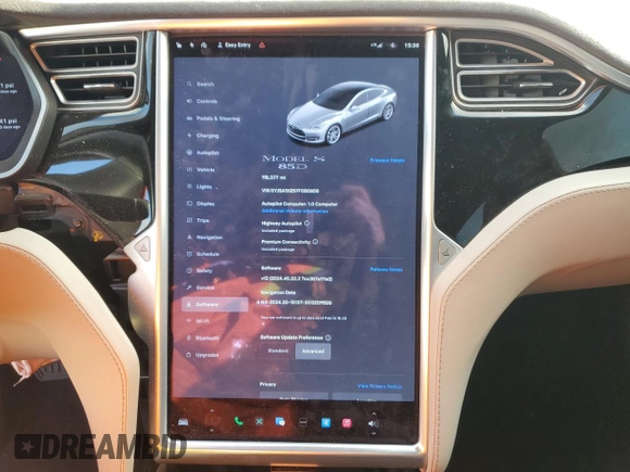 2015 Tesla Model S 85D with VIN 5YJSA1H25FF080956, listed as a Copart auction lot 45336675 with 118,377 mi miles and Salvage Title. Bid and sale history available at carsss.com. Image 9.