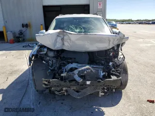 2018 Volkswagen Tiguan S with VIN 3VV1B7AX7JM057685, listed as a Copart auction lot 47518595 with 44,879 mi miles and Salvage Title. Bid and sale history available at carsss.com. Image 5.