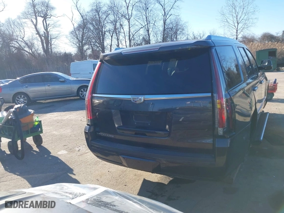 2016 Cadillac Escalade Premium Collection with VIN 1GYS4CKJ7GR374769, listed as a IAAI auction lot 41535852 with 138,260 mi miles. Bid and sale history available at carsss.com. Image 16.