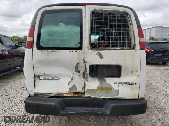 2004 Chevrolet Express Cargo with VIN 1GCGG25U841188896, listed as a Copart auction lot 59914195 with 331,537 mi miles and Salvage title. Bid and sale history available at DreamBid. Image 6.