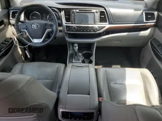 2016 Toyota Highlander Limited with VIN 5TDDKRFH8GS274874, listed as a Copart auction lot 61402305 with 109,670 mi miles and Salvage title. Bid and sale history available at DreamBid. Image 8.