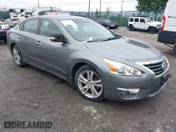 2015 Nissan Altima SL z VIN 1N4BL3AP8FC581581, wystawiony jako IAAI lot #42331651 z przebiegiem 65 846 mil mil oraz . Historia ofert i sprzedaży dostępna na DreamBid. Obrazek 1.