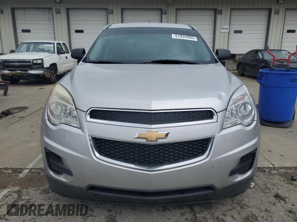 2014 Chevrolet Equinox LS z VIN 1GNALAEK8EZ101020, wystawiony jako Copart lot #57834905 z przebiegiem 132 083 mil mil oraz Szkoda całkowita • Salvage title. Historia ofert i sprzedaży dostępna na DreamBid. Obrazek 5.