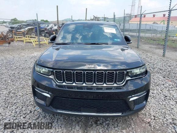 2024 Jeep Grand Cherokee Limited z VIN 1C4RJHBG9RC162492, wystawiony jako IAAI lot #42424937 z przebiegiem 5 939 mil mil oraz . Historia ofert i sprzedaży dostępna na DreamBid. Obrazek 13.