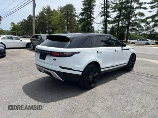 2018 Land Rover Range Rover Velar S z VIN SALYB2RX8JA751277, wystawiony jako Copart lot #58985735 z przebiegiem 122 330 mil mil oraz Czysty tytuł • Clean title. Historia ofert i sprzedaży dostępna na DreamBid. Obrazek 4.