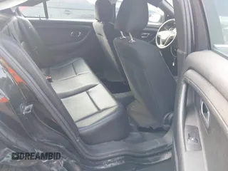 2013 Ford Police Interceptor z VIN 1FAHP2M87DG126837, wystawiony jako IAAI lot #40013829 z przebiegiem 283 903 mil mil oraz . Historia ofert i sprzedaży dostępna na DreamBid. Obrazek 8.