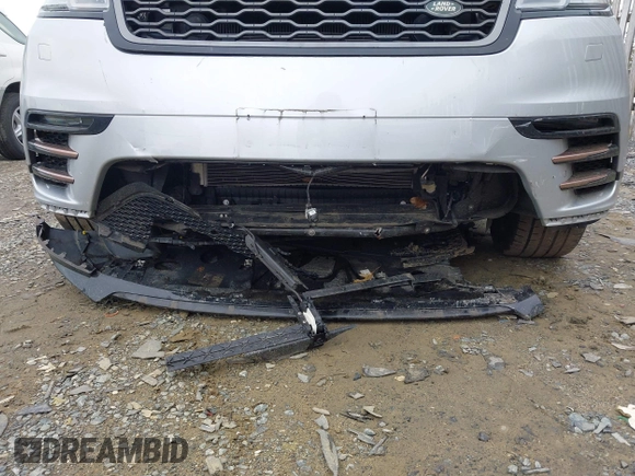 2018 Land Rover Range Rover Velar R-Dynamic HSE z VIN SALYM2RV0JA742422, wystawiony jako IAAI lot #42168647 z przebiegiem 65 298 mil mil oraz . Historia ofert i sprzedaży dostępna na DreamBid. Obrazek 6.