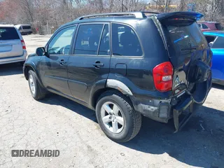 2005 Toyota RAV4 with VIN JTEHD20V050063472, listed as a IAAI auction lot 41972169 with 171,673 mi miles. Bid and sale history available at carsss.com. Image 3.