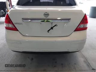 2010 Nissan Versa 1.8 S with VIN 3N1BC1AP7AL414885, listed as a IAAI auction lot 41484047 with 200,905 mi miles. Bid and sale history available at carsss.com. Image 14.