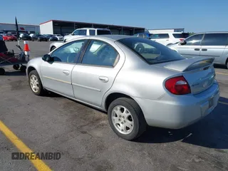 2005 Dodge Neon SXT with VIN 1B3ES56C75D266728, listed as a IAAI auction lot 41987334 with 138,901 mi miles. Bid and sale history available at carsss.com. Image 3.