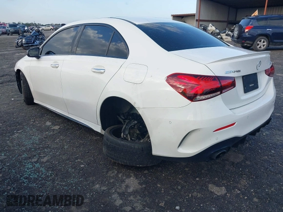 2021 Mercedes-Benz A 35 AMG z VIN W1K3G5BB6MJ307912, wystawiony jako IAAI lot #41804931 z przebiegiem 78 532 mil mil oraz . Historia ofert i sprzedaży dostępna na DreamBid. Obrazek 3.