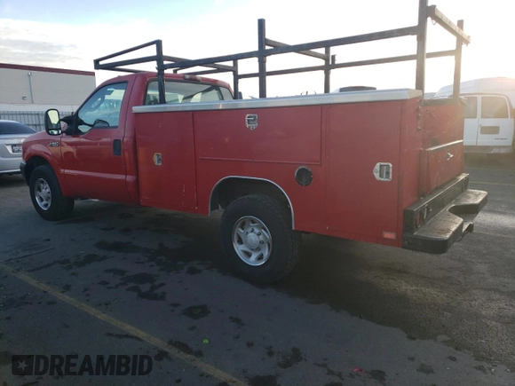 2003 Ford F-350 z VIN 1FDSF34L13EA67061, wystawiony jako Copart lot #82886924 z przebiegiem 159 097 mil mil oraz Czysty tytuł • Clean title. Historia ofert i sprzedaży dostępna na DreamBid. Obrazek 3.