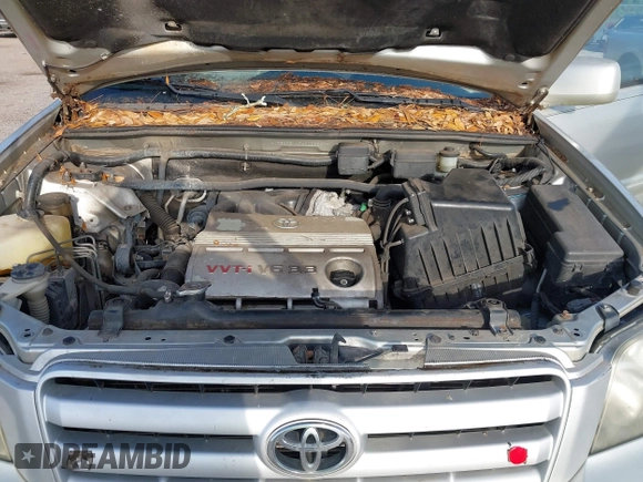 2004 Toyota Highlander z VIN JTEDP21A940025867, wystawiony jako IAAI lot #42274495 z przebiegiem 243 774 mil mil oraz . Historia ofert i sprzedaży dostępna na DreamBid. Obrazek 10.