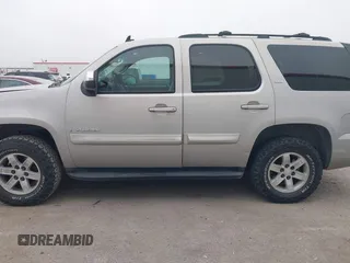 2008 GMC Yukon SLT w/4SB with VIN 1GKFC13J18R174960, listed as a IAAI auction lot 41382763 with 184,456 mi miles. Bid and sale history available at carsss.com. Image 14.
