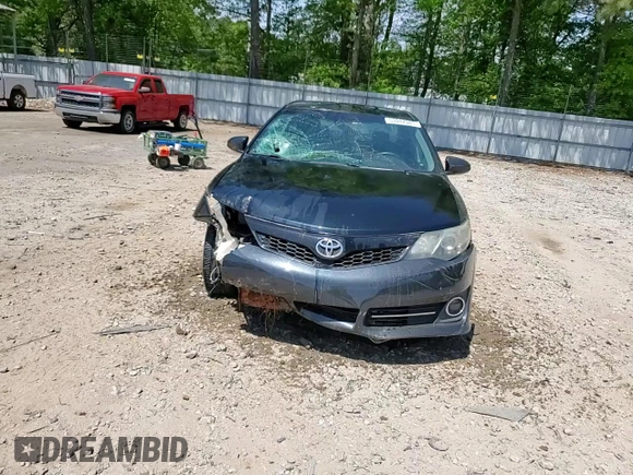 2014 Toyota Camry L with VIN 4T1BF1FK2EU831694, listed as a Copart auction lot 53942985 with 174,395 mi miles and Salvage Title. Bid and sale history available at carsss.com. Image 13.