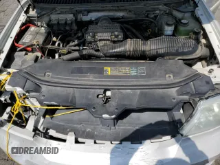 2006 Lincoln Navigator Luxury с VIN 5LMFU27576LJ28988, выставлен на аукционе Copart как лот 62513065 с пробегом 165 560 миль миль и Чистый • Clean title. История ставок и продаж доступна на DreamBid. Изображение 12.