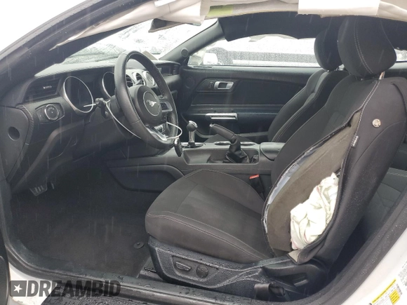 2021 Ford Mustang EcoBoost z VIN 1FA6P8TH5M5126729, wystawiony jako Copart lot #65464594 z przebiegiem 25 590 mil mil oraz Szkoda całkowita • Salvage title. Historia ofert i sprzedaży dostępna na DreamBid. Obrazek 7.