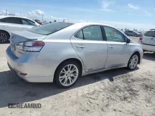 2010 Lexus HS with VIN JTHBB1BA2A2029499, listed as a Copart auction lot 74248044 with Not Provided miles and Salvage Title. Bid and sale history available at carsss.com. Image 3.