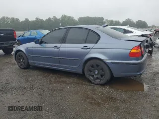 2005 BMW 3 Series 325xi with VIN WBAEU33455PF63005, listed as a Copart auction lot 60960985 with 188,733 mi miles and Salvage title. Bid and sale history available at DreamBid. Image 2.