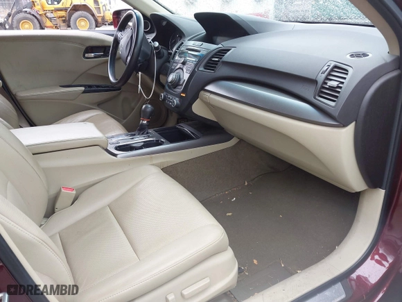 2013 Acura RDX Tech Pkg with VIN 5J8TB4H58DL018704, listed as a IAAI auction lot 41810318 with 134,819 mi miles. Bid and sale history available at carsss.com. Image 5.