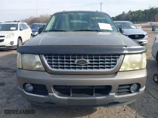 2003 Ford Explorer XLT with VIN 1FMDU73K03UB15234, listed as a IAAI auction lot 41787151 with 254,448 mi miles. Bid and sale history available at carsss.com. Image 6.