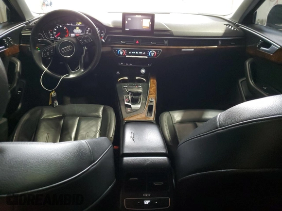 2019 Audi A4 Premium z VIN WAUDNAF44KN018264, wystawiony jako Copart lot #49462545 z przebiegiem 78 627 mil mil oraz Czysty tytuł • Clean title. Historia ofert i sprzedaży dostępna na DreamBid. Obrazek 8.