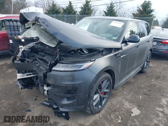 2024 Land Rover Range Rover Sport Dynamic SE with VIN SAL1L9FU2RA192323, listed as a IAAI auction lot 41315324 with 5,677 mi miles and . Bid and sale history available at DreamBid. Image 17.