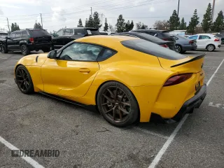 2020 Toyota GR Supra 3.0 with VIN WZ1DB4C06LW028001, listed as a Copart auction lot 43164045 with 12,623 mi miles and Salvage Title. Bid and sale history available at carsss.com. Image 2.