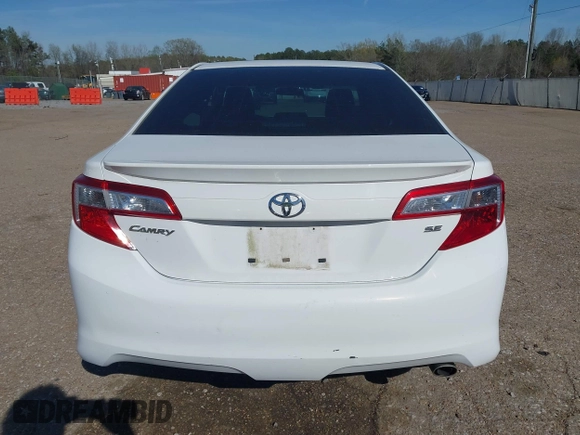 2013 Toyota Camry L with VIN 4T1BF1FK1DU287011, listed as a IAAI auction lot 41864921 with 54,946 mi miles. Bid and sale history available at carsss.com. Image 17.