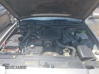 2006 Mercury Grand Marquis GS z VIN 2MEFM74VX6X655255, wystawiony jako IAAI lot #42261870 z przebiegiem Nie podano mil oraz . Historia ofert i sprzedaży dostępna na DreamBid. Obrazek 10.