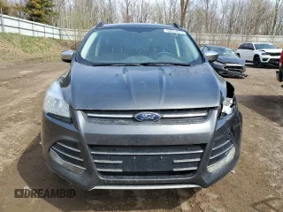 2016 Ford Escape SE z VIN 1FMCU9G96GUB64071, wystawiony jako Copart lot #53833075 z przebiegiem 130 037 mil mil oraz Czysty tytuł • Clean title. Historia ofert i sprzedaży dostępna na DreamBid. Obrazek 5.