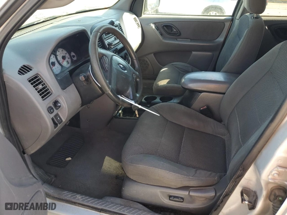 2002 Ford Escape XLT Choice with VIN 1FMYU03102KA36317, listed as a Copart auction lot 46099265 with 285,799 mi miles and Salvage Title. Bid and sale history available at carsss.com. Image 7.