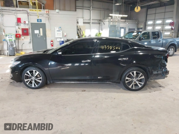 2017 Nissan Maxima SV with VIN 1N4AA6AP7HC405028, listed as a IAAI auction lot 41358504 with 92,231 mi miles. Bid and sale history available at carsss.com. Image 14.