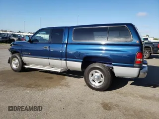 2001 Dodge 2500 with VIN 1B7KC23Z81J213165, listed as a Copart auction lot 51532465 with 117,150 mi miles and Salvage title. Bid and sale history available at DreamBid. Image 2.