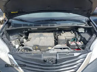 2014 Toyota Sienna LE AAS with VIN 5TDKK3DC6ES499478, listed as a IAAI auction lot 41918474 with 127,734 mi miles and . Bid and sale history available at carsss.com. Image 10.
