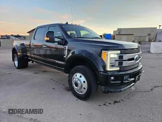 2019 Ford F-450 XL with VIN 1FT8W4DT3KEF69296, listed as a Copart auction lot 80920004 with 112,202 mi miles and Clean Title. Bid and sale history available at carsss.com. Image 1.