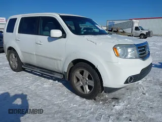 2013 Honda Pilot EX-L with VIN 5FNYF4H79DB086426, listed as a IAAI auction lot 41572456 with 190,745 mi miles and . Bid and sale history available at carsss.com. Image 1.