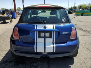 2004 MINI Hardtop S z VIN WMWRE33414TD80513, wystawiony jako Copart lot #55528355 z przebiegiem 142 455 mil mil oraz Szkoda całkowita • Salvage title. Historia ofert i sprzedaży dostępna na DreamBid. Obrazek 6.