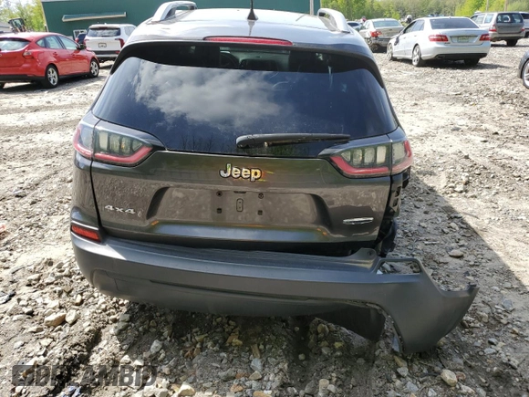 2019 Jeep Cherokee Latitude Plus with VIN 1C4PJMLBXKD130606, listed as a Copart auction lot 55272064 with 103,684 mi miles and Non Repairable. Bid and sale history available at carsss.com. Image 6.