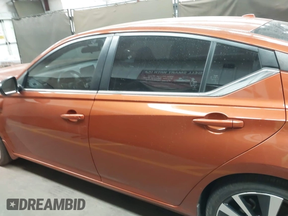 2022 Nissan Altima SR z VIN 1N4BL4CV2NN336165, wystawiony jako IAAI lot #42093865 z przebiegiem 72 340 mil mil oraz . Historia ofert i sprzedaży dostępna na DreamBid. Obrazek 14.