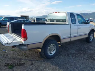 1997 Ford F-150 XL with VIN 1FTDX18W2VNB49600, listed as a IAAI auction lot 40811819 with 252,726 mi miles and . Bid and sale history available at DreamBid. Image 4.